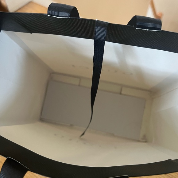 Gucci Bag - Picture 3 of 6